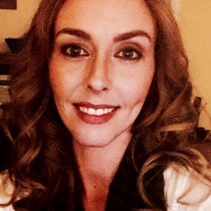 Meet your Posher, Stephanie m